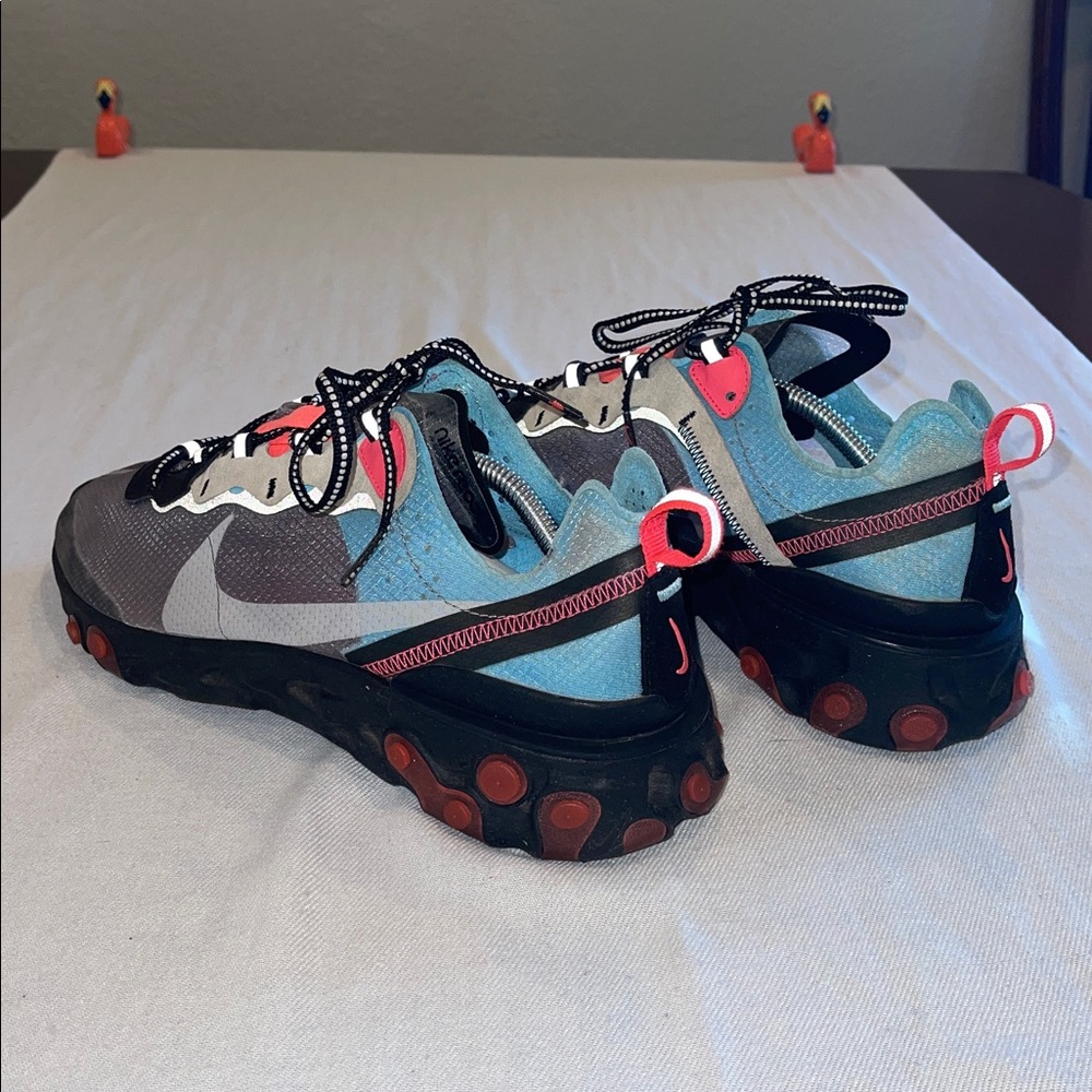 Nike React Element 87
Blue Chill Solar Red SZ 11.5 - Picture 4 of 12